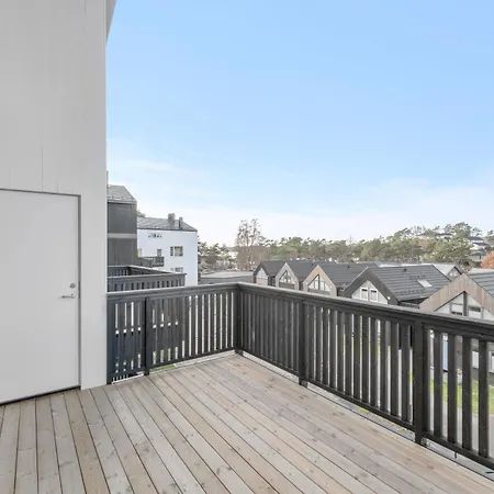 Sunset Bay Penthouse Apartment