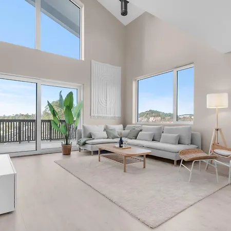 Sunset Bay Penthouse *